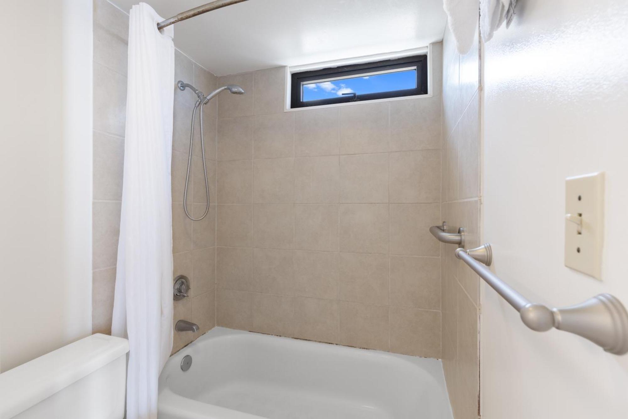 Beautifully Renovated 32Nd Floor Deluxe Ocean View Waikiki Condo Condo Гонолулу Экстерьер фото